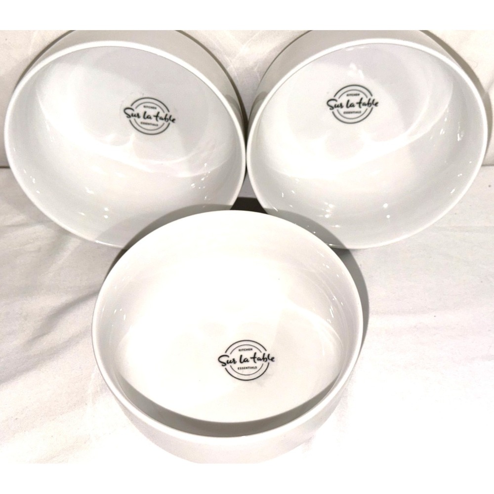Sur La Table Fine Ceramic Cereal Bowls Set of 3 5.75" White With A Black Rim - Picture 4 of 6